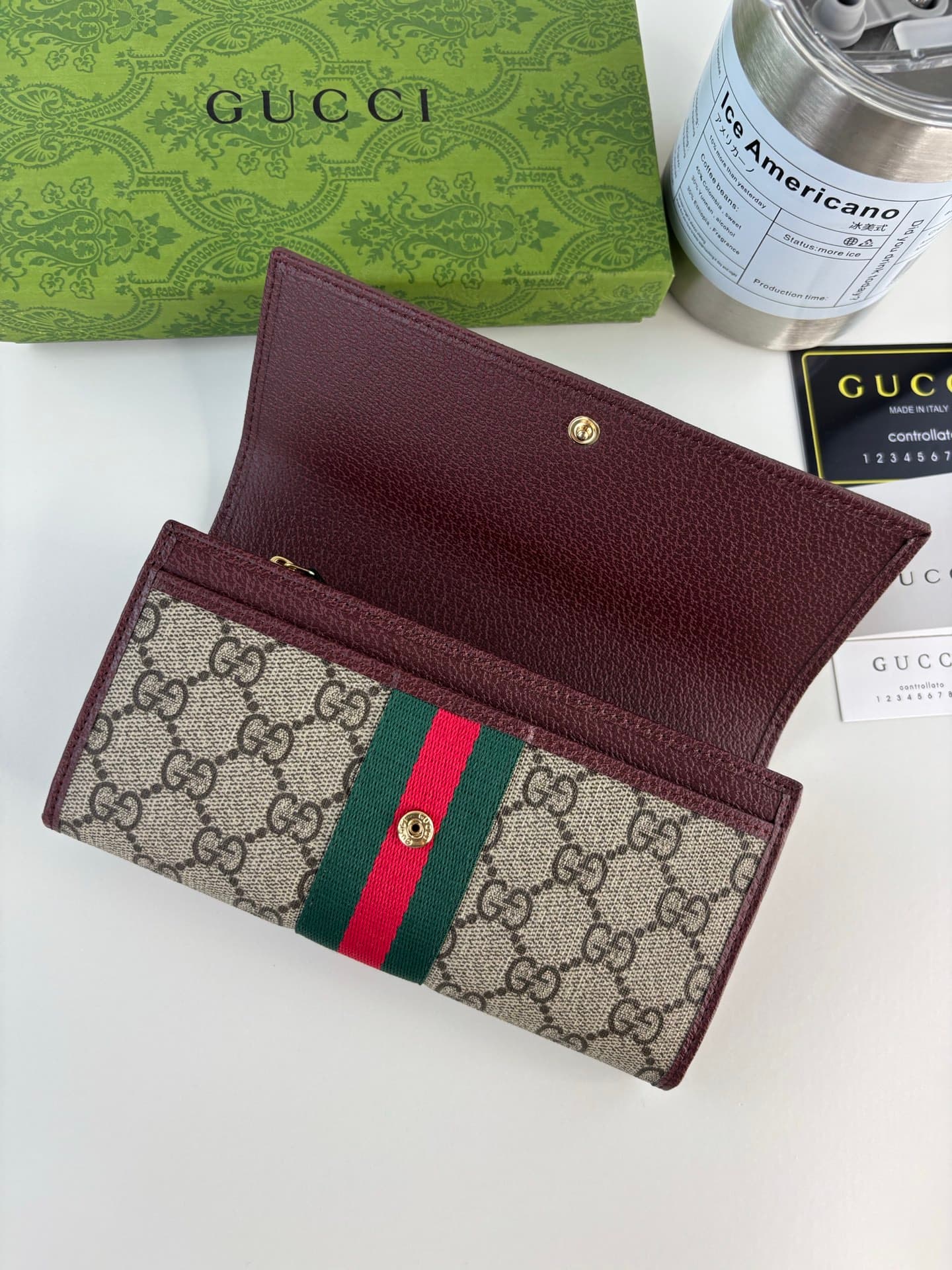 Gucci Green Wallet 838485