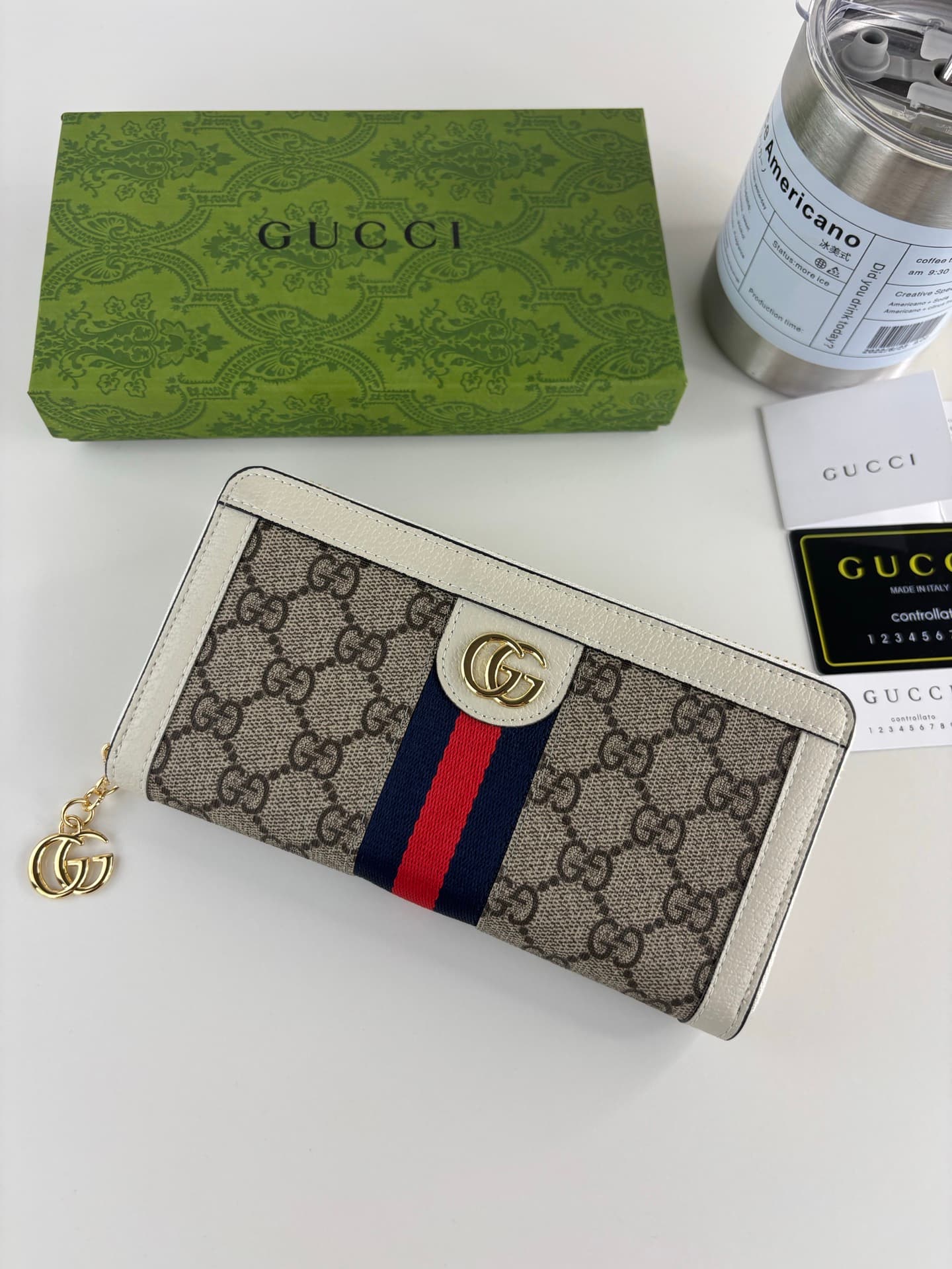 Gucci White Accessory 523154