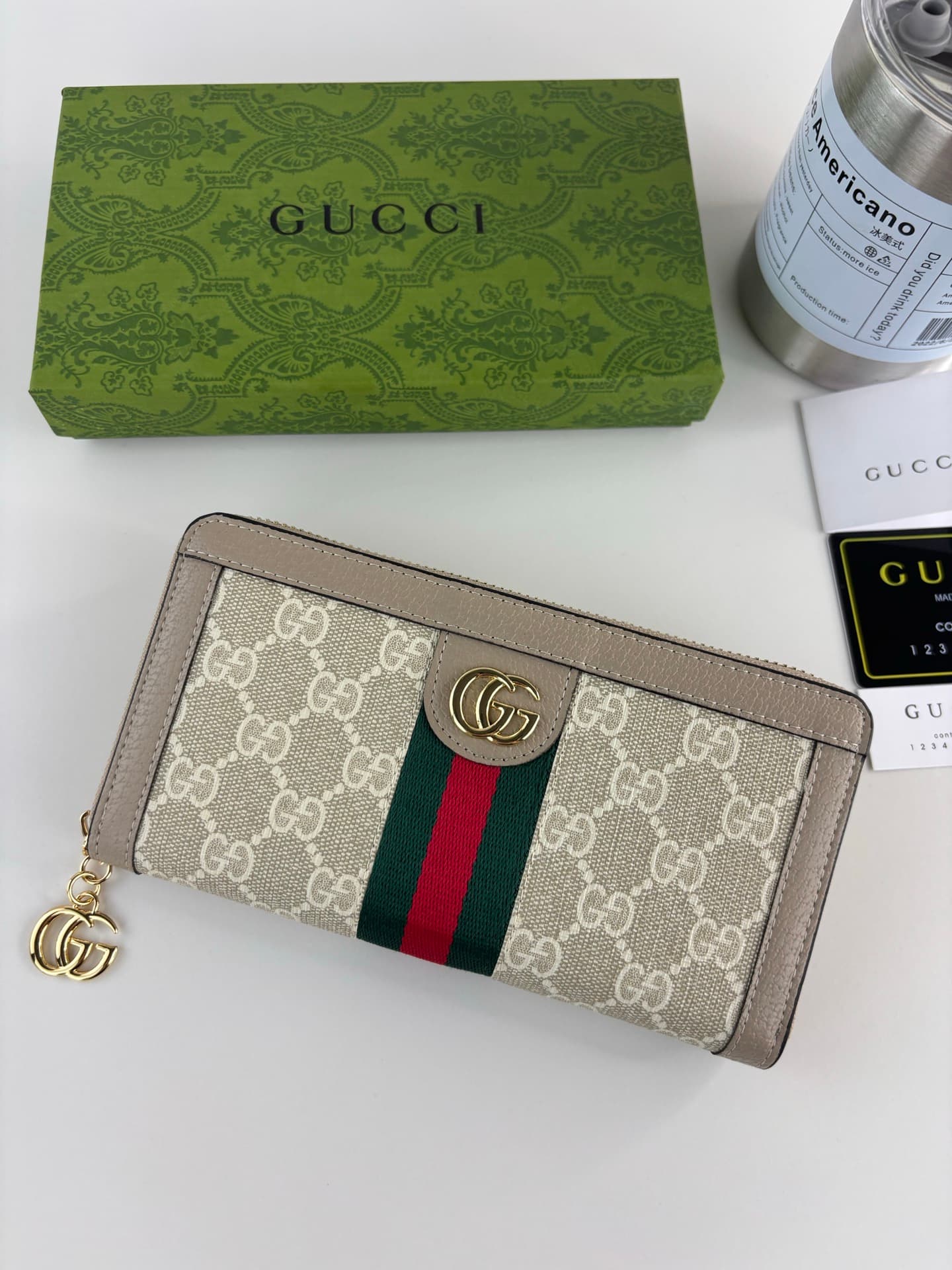 Gucci White Accessory 523154