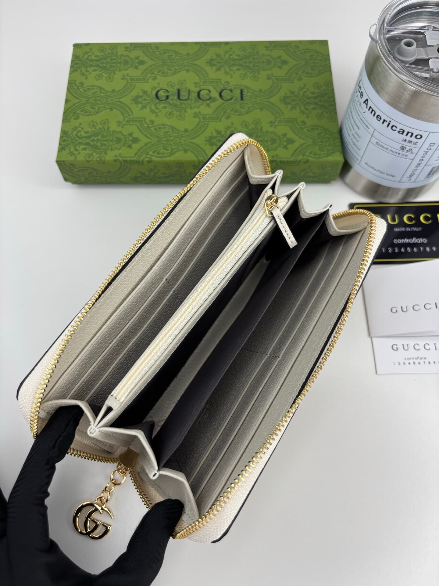 Gucci White Product 523154