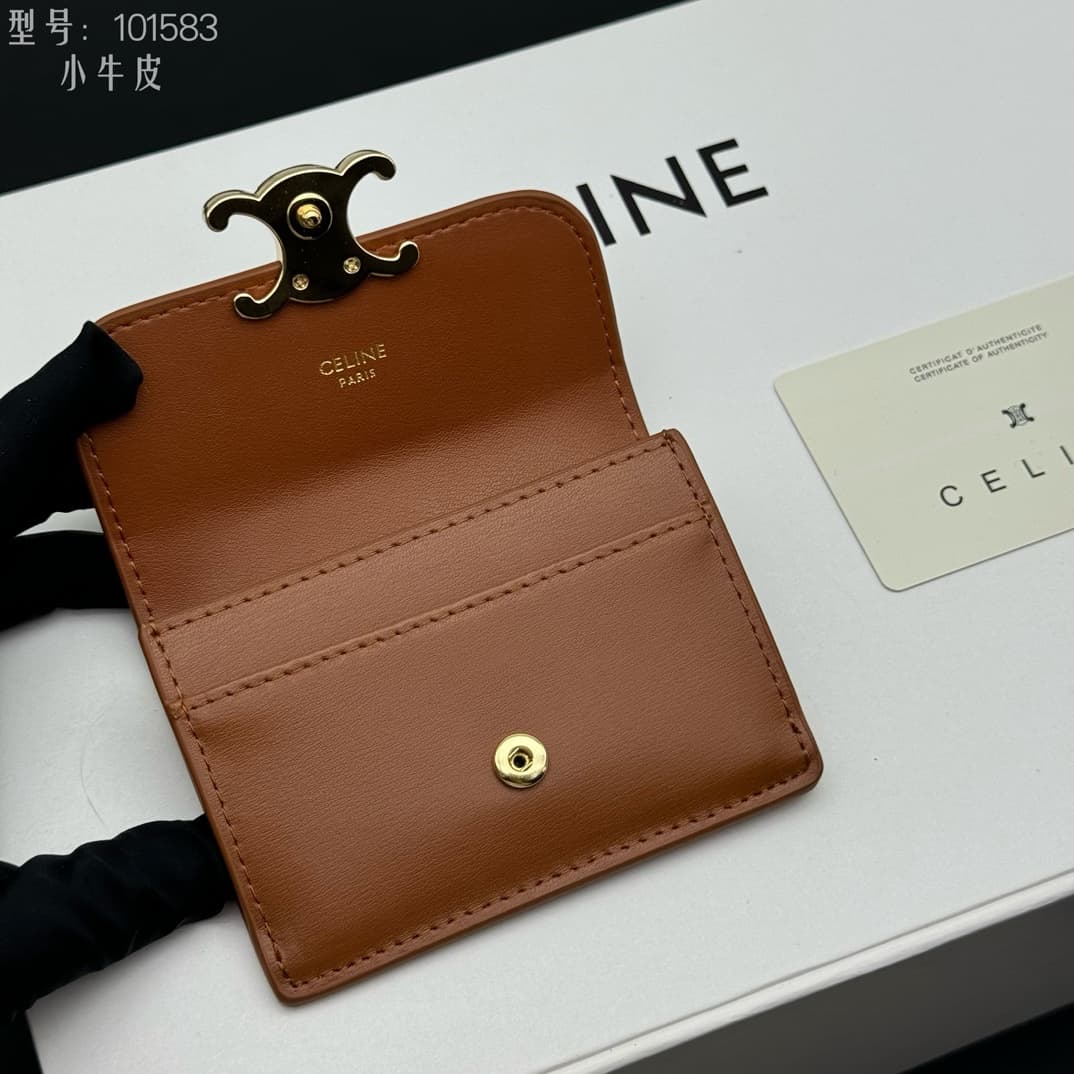 Celine Wallet 10L583