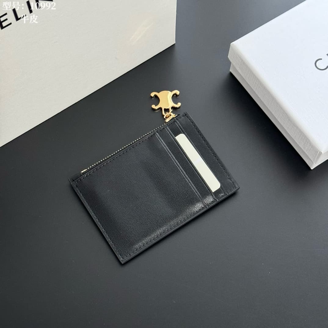 Celine Cream Wallet M083
