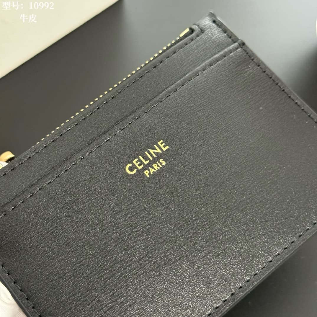 Celine Cream Wallet M083