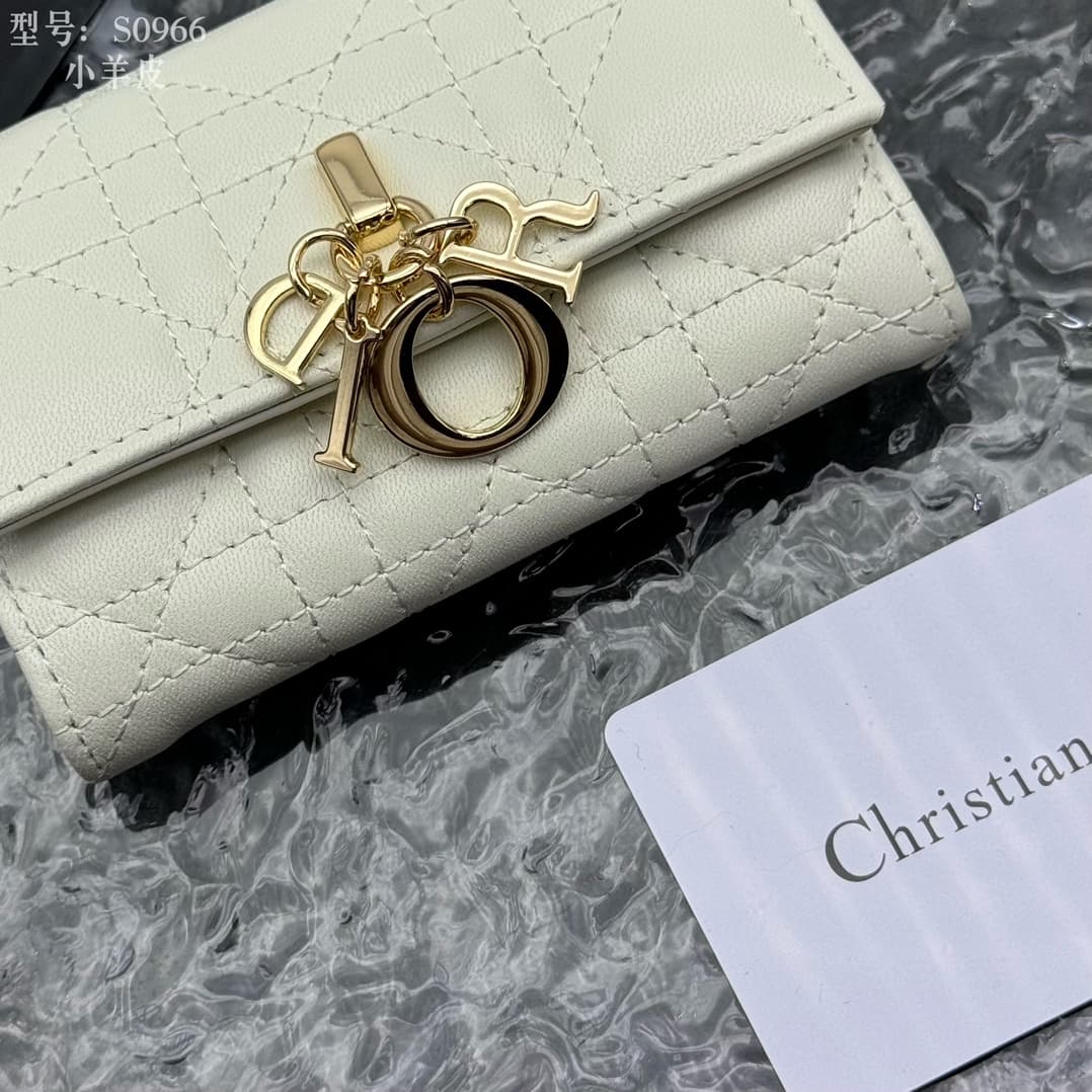 Dior White Wallet S0966
