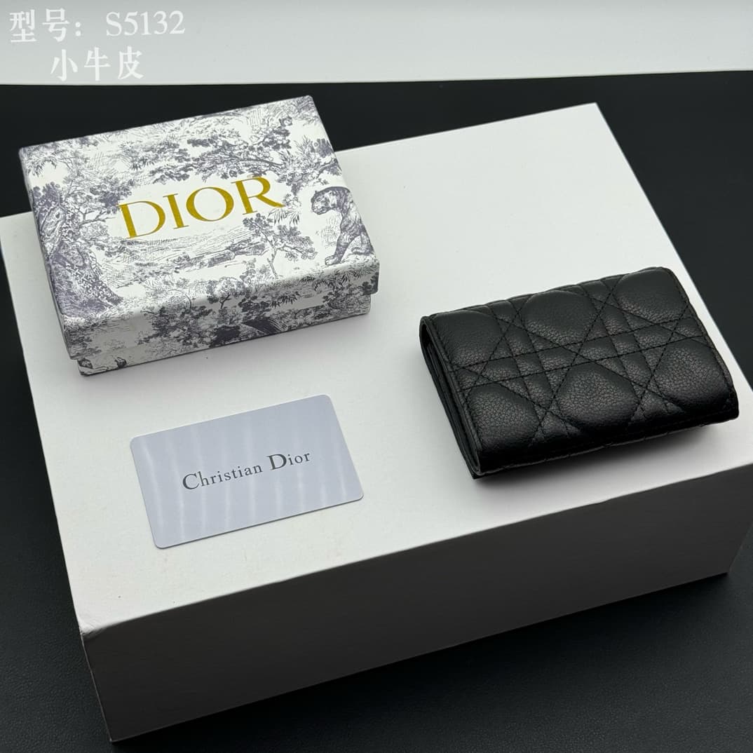 Dior Black Wallet S5132UWHC