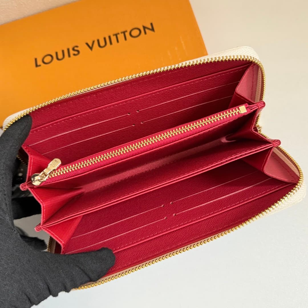 Louis Vuitton Wallet M60017