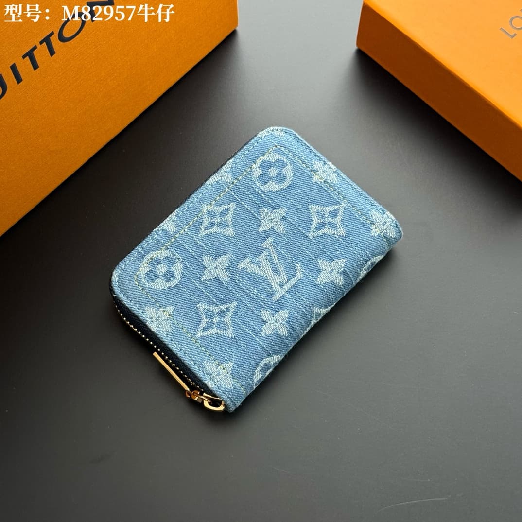 Louis Vuitton Blue Wallet M82957