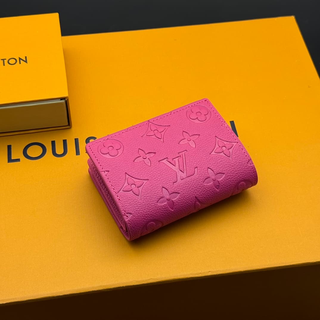 Louis Vuitton Red Wallet M13619