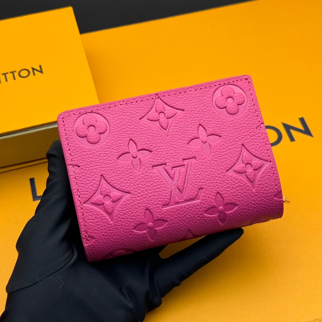 Louis Vuitton Red Wallet M13619