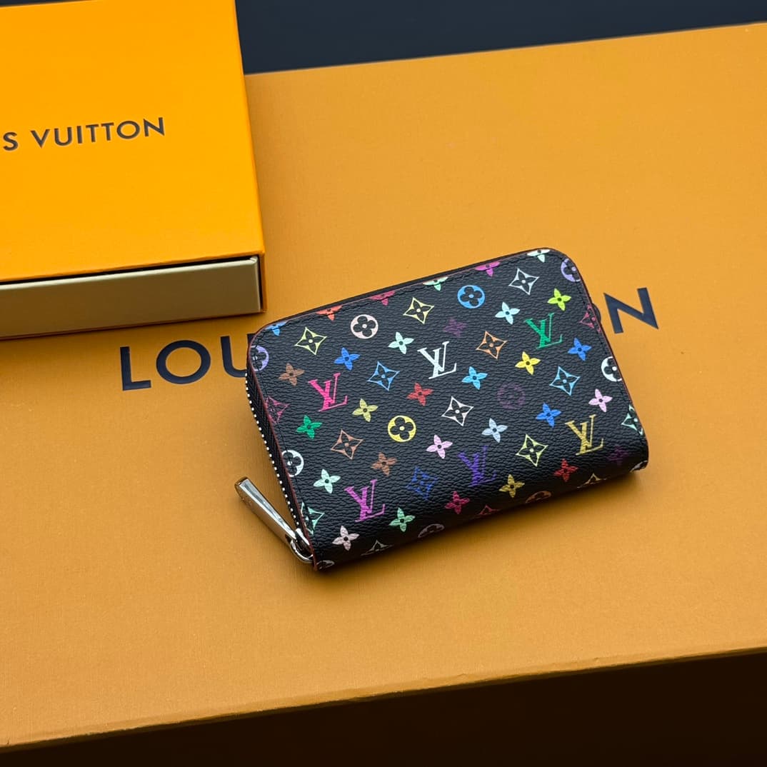 Louis Vuitton Black Wallet M13409