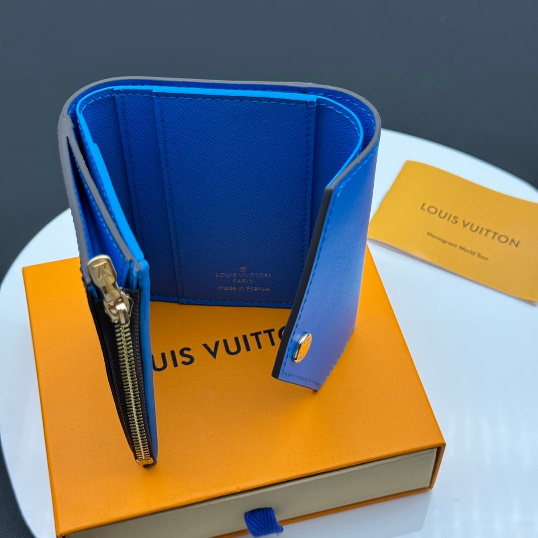 Louis Vuitton Pink Wallet M60168