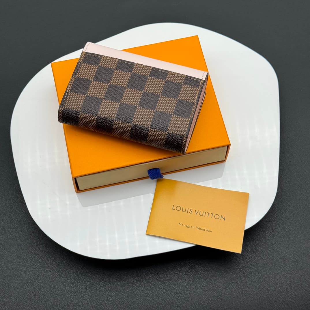 Louis Vuitton Pink Wallet M60168