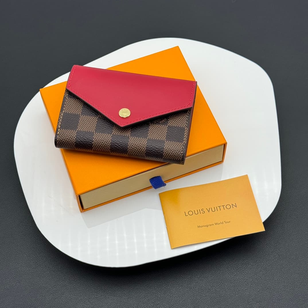 Louis Vuitton Pink Wallet M60168
