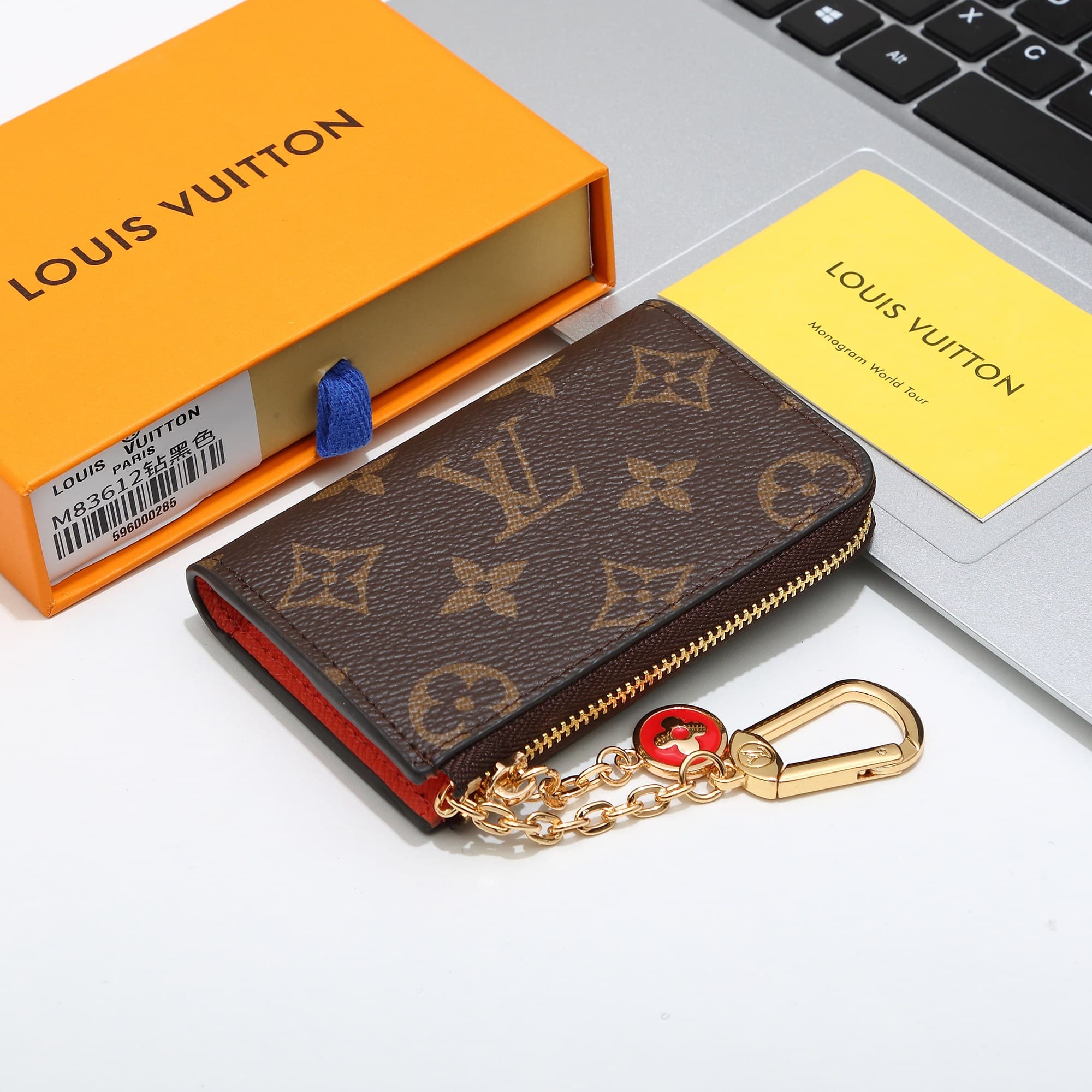 Louis Vuitton Black Product