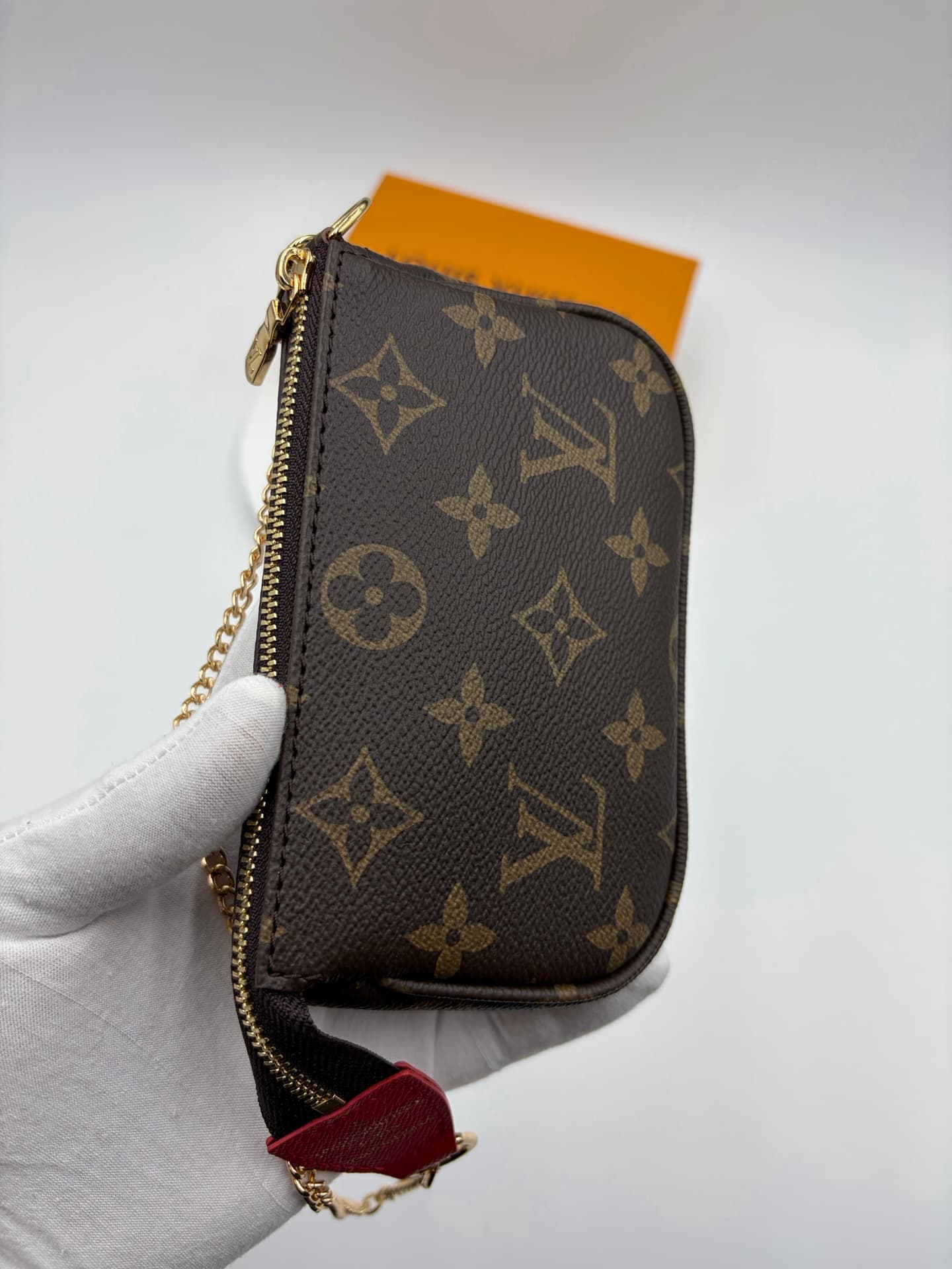 Louis Vuitton Mini Pouch M80501