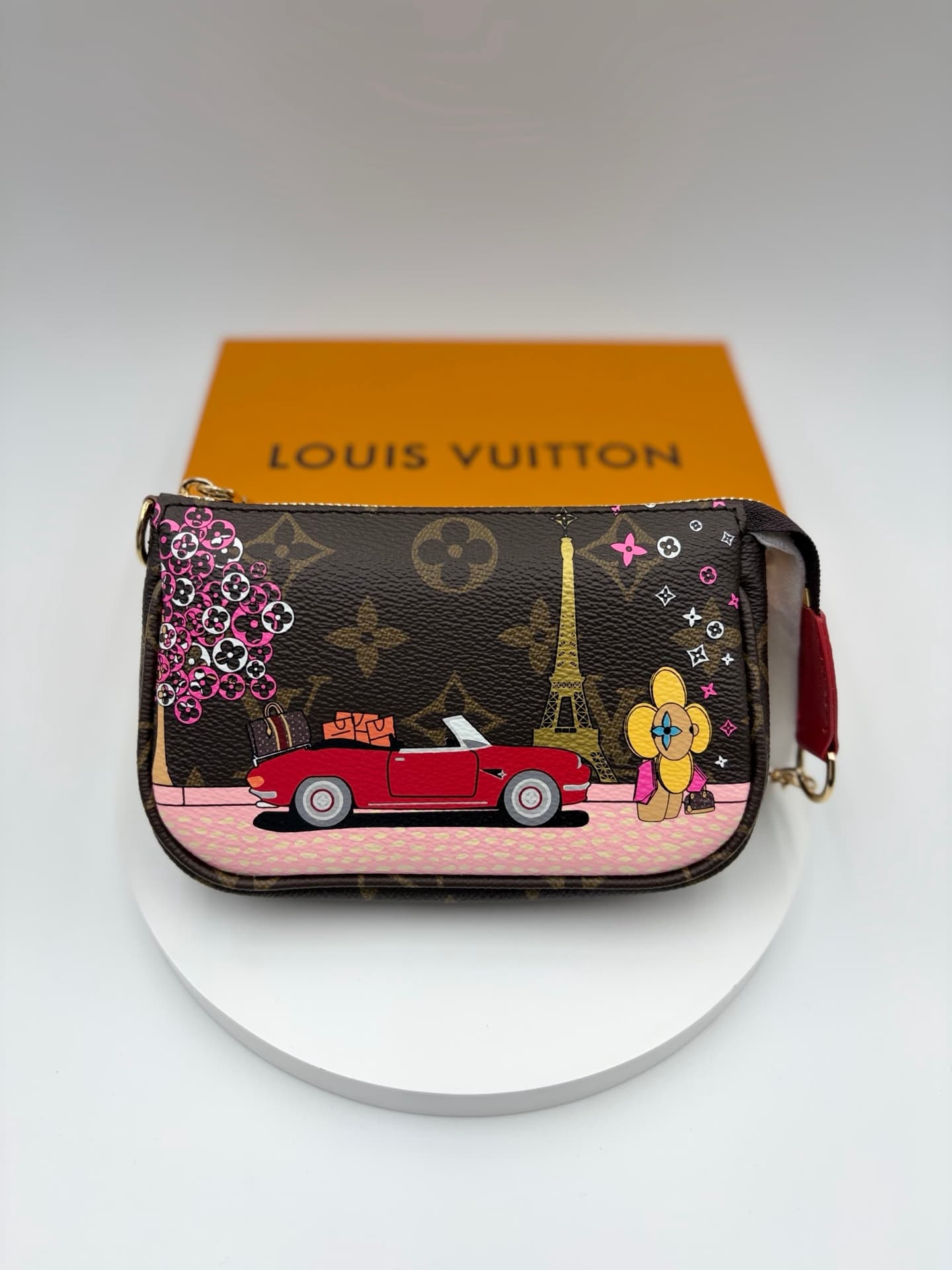 Louis Vuitton Mini Pouch M80501