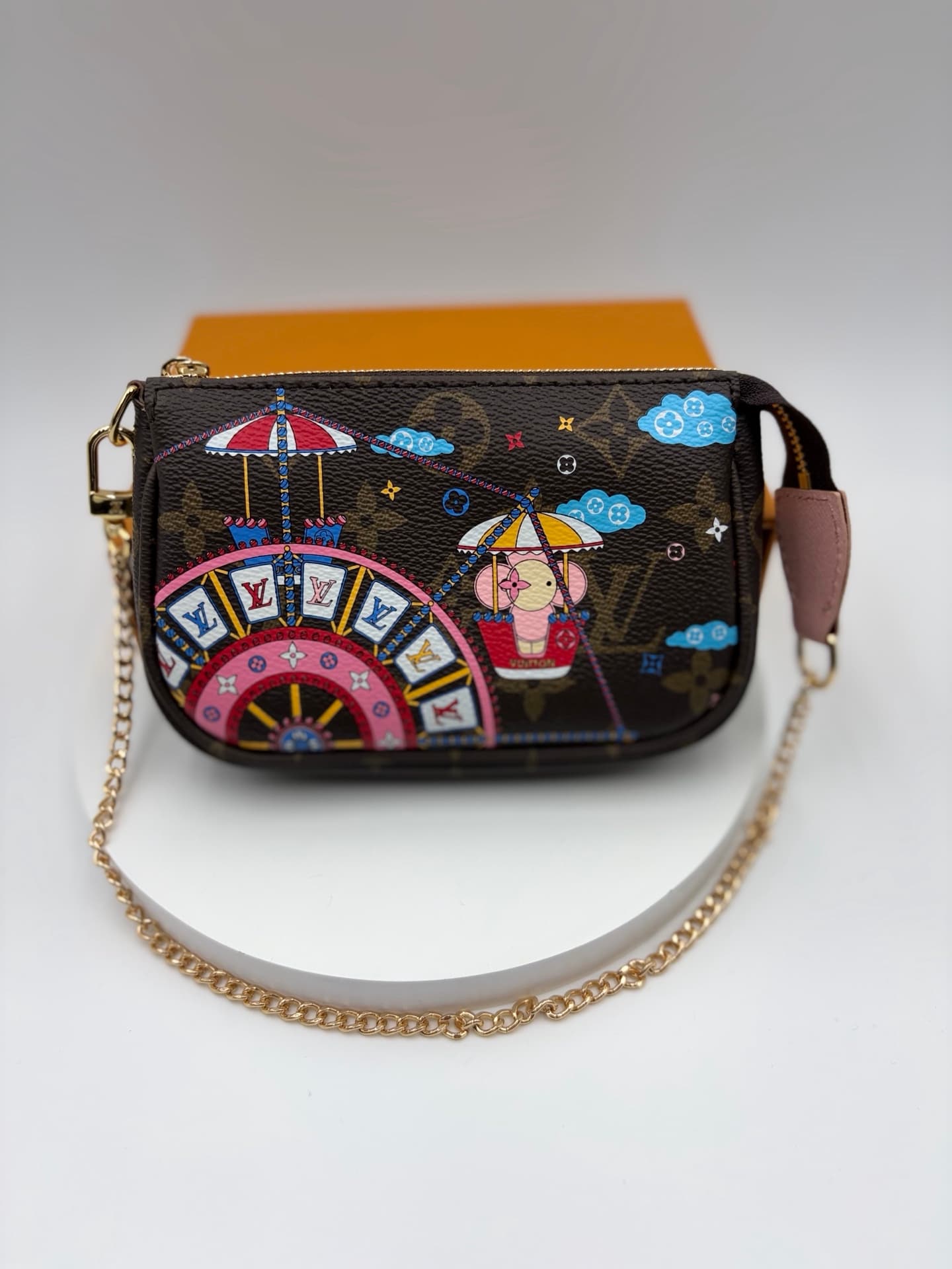 Louis Vuitton Mini Pouch M80501
