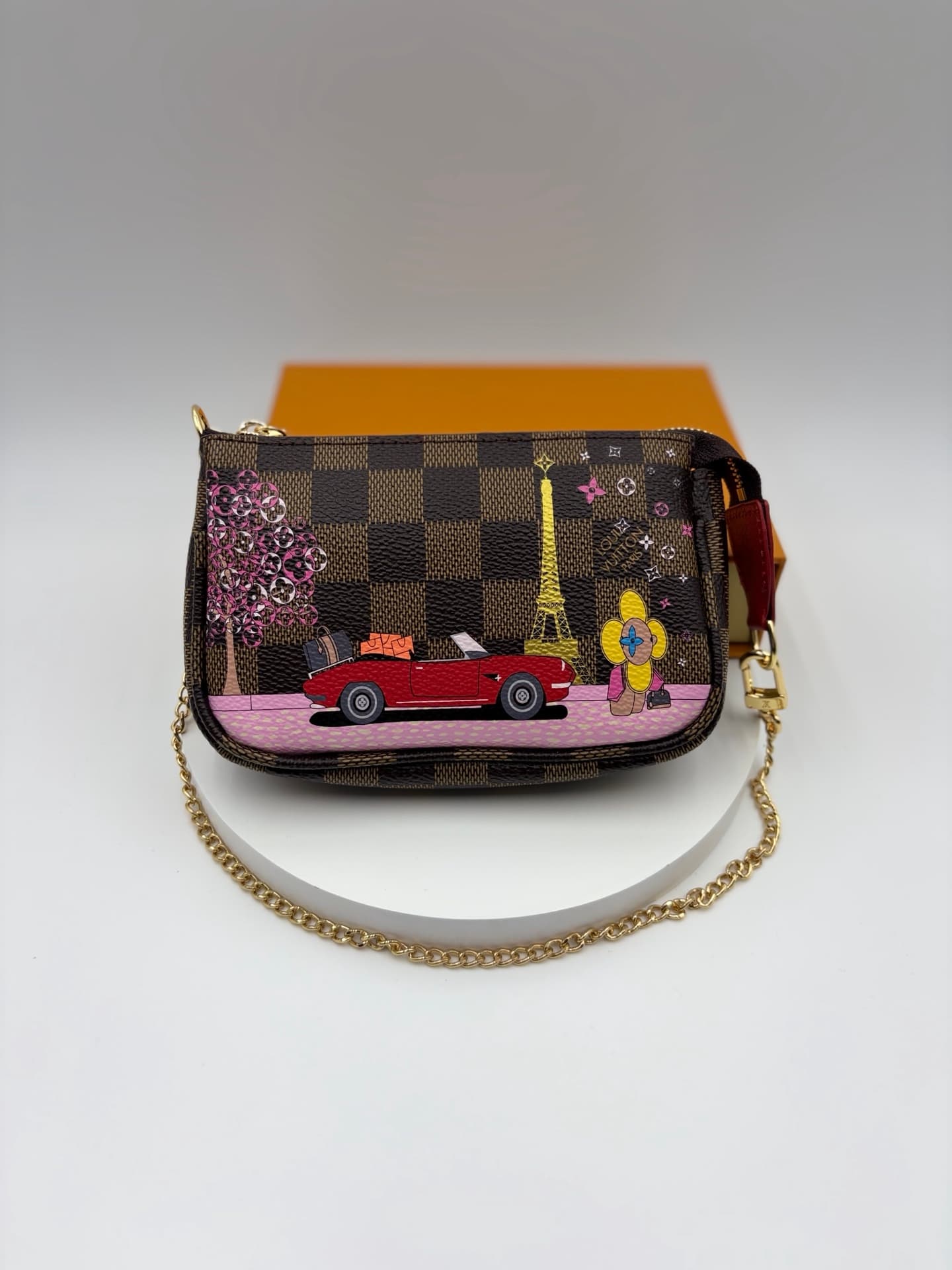 Louis Vuitton Mini Pouch M80501