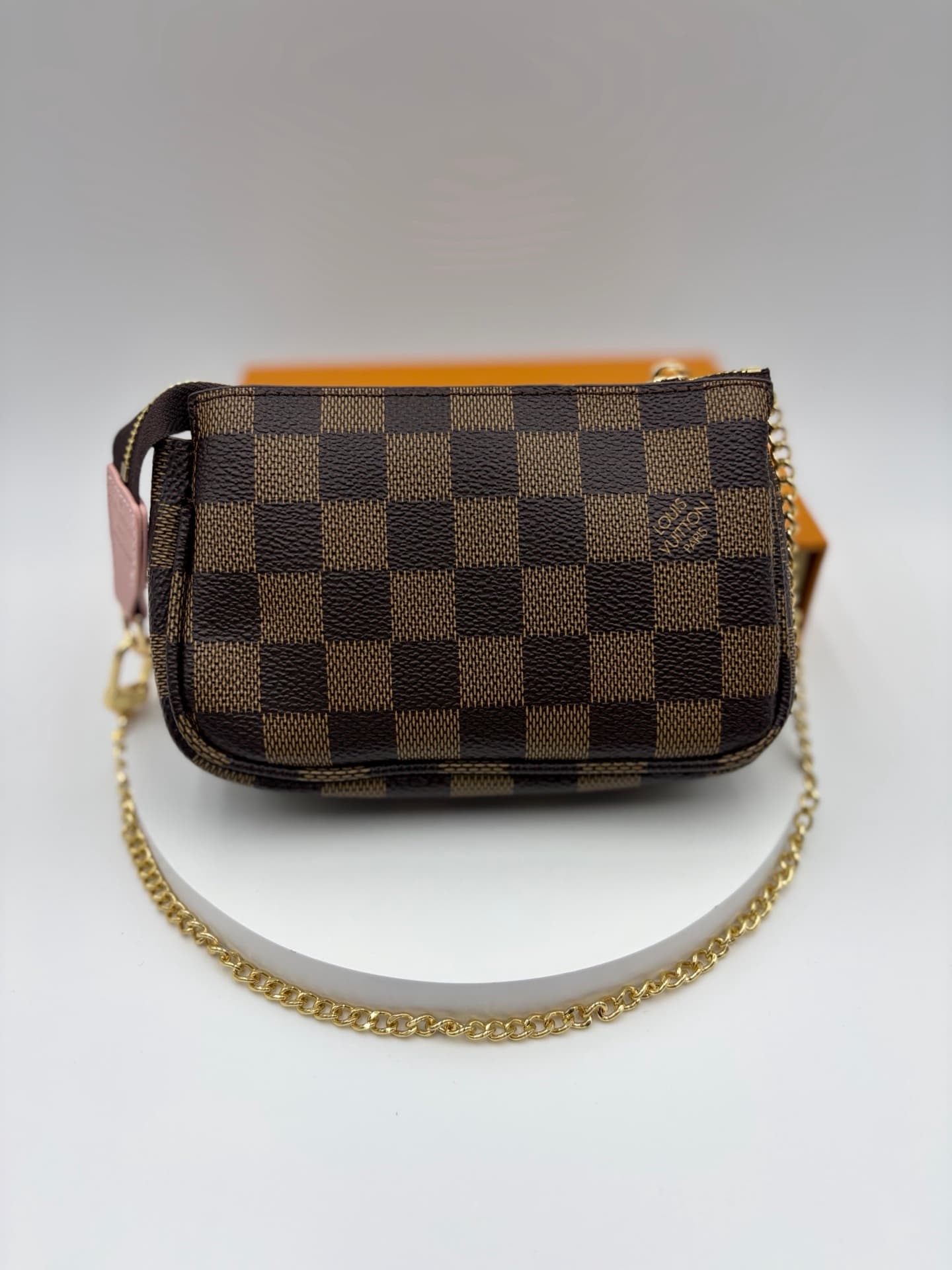 Louis Vuitton Mini Pouch M80501