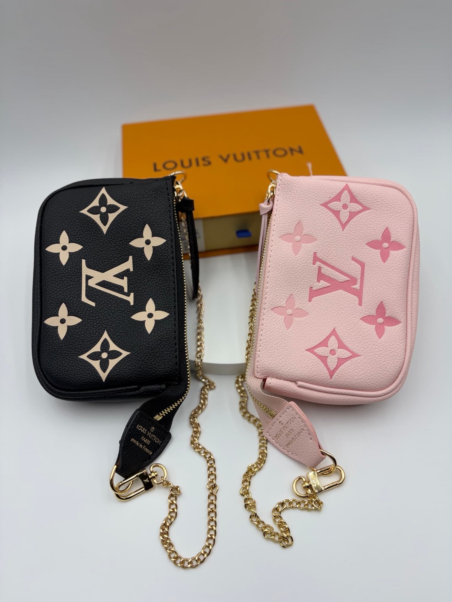 Louis Vuitton Mini Pouch M80501
