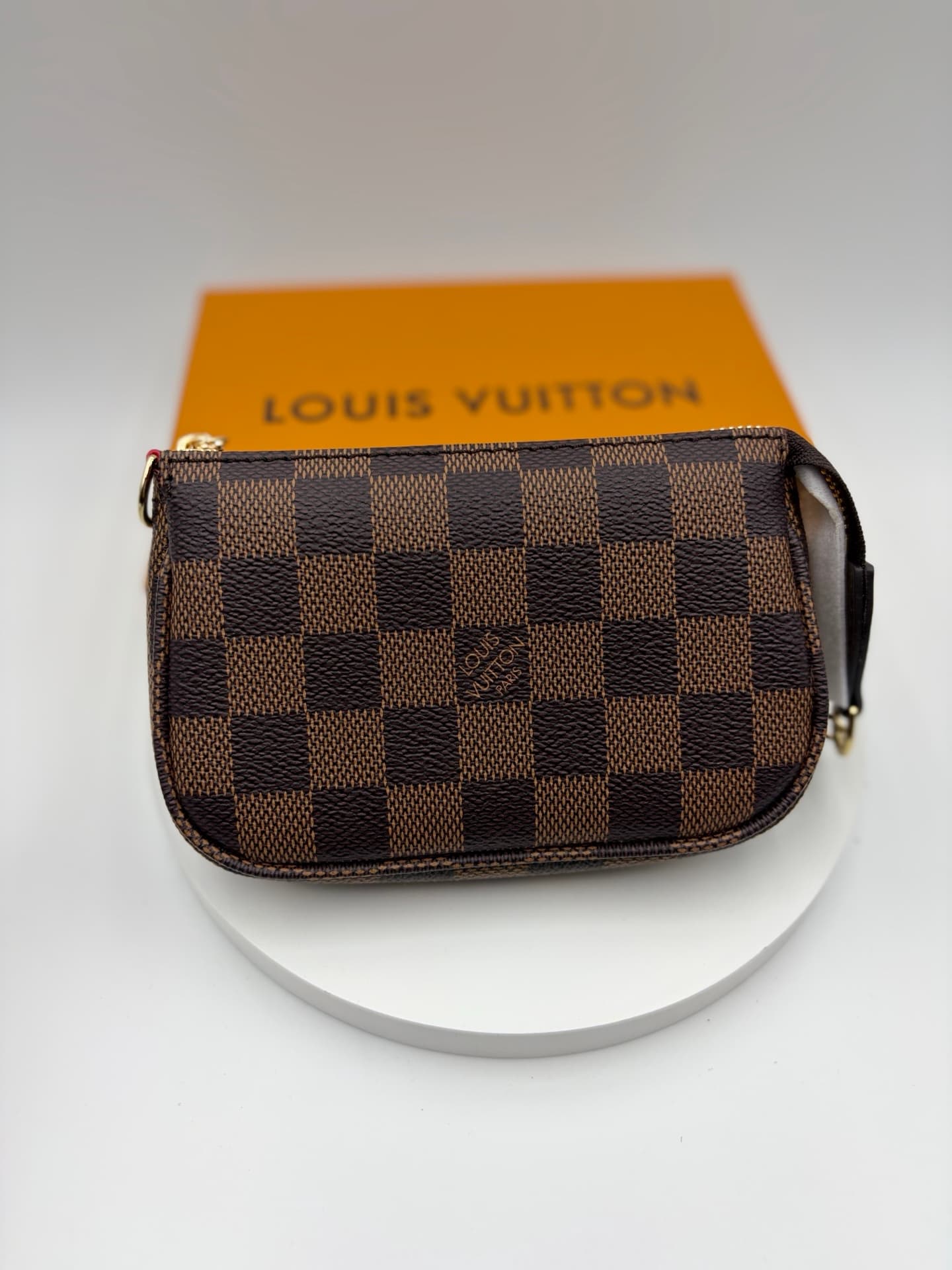 Louis Vuitton Mini Pouch M80501