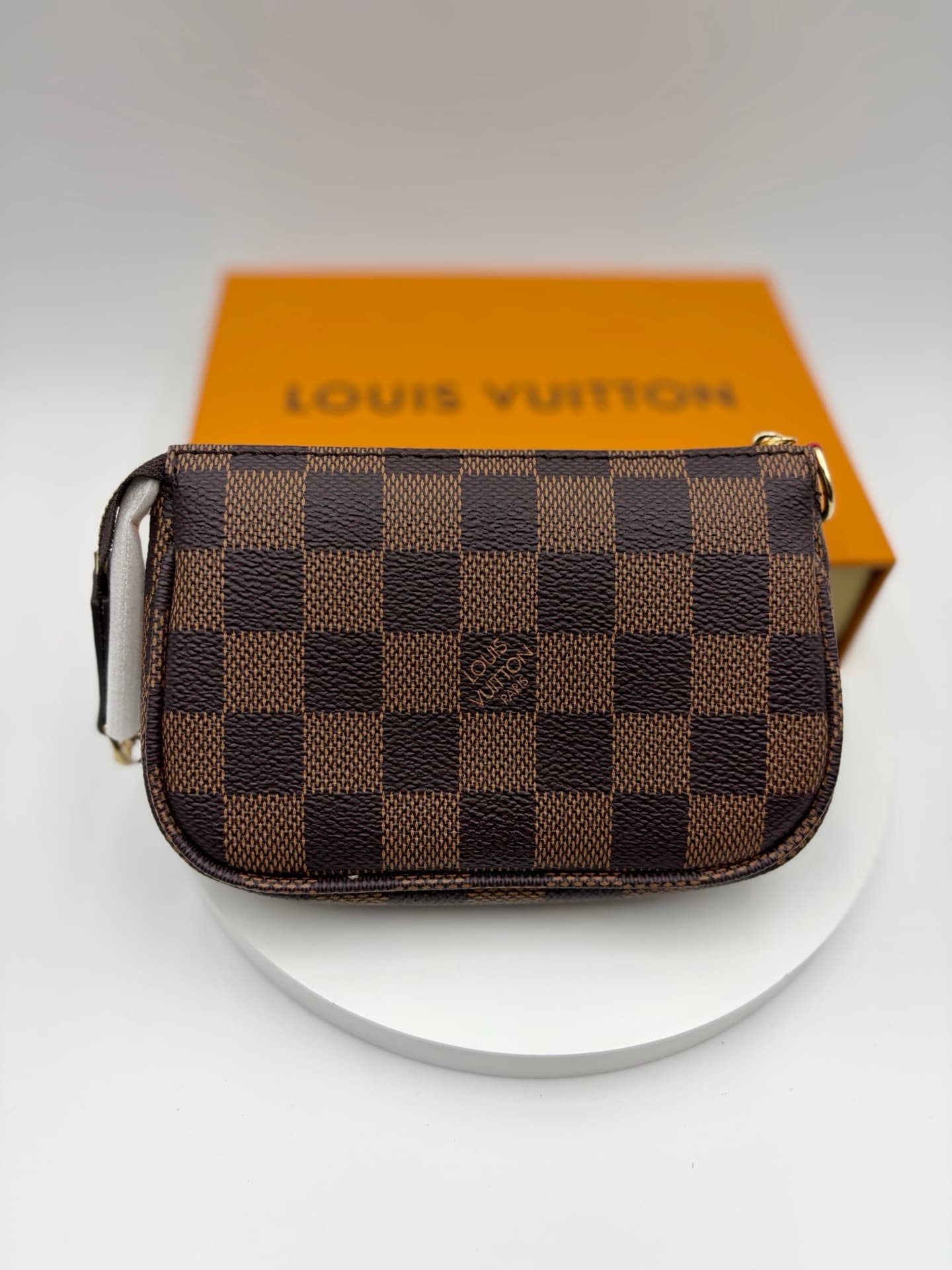 Louis Vuitton Mini Pouch M80501