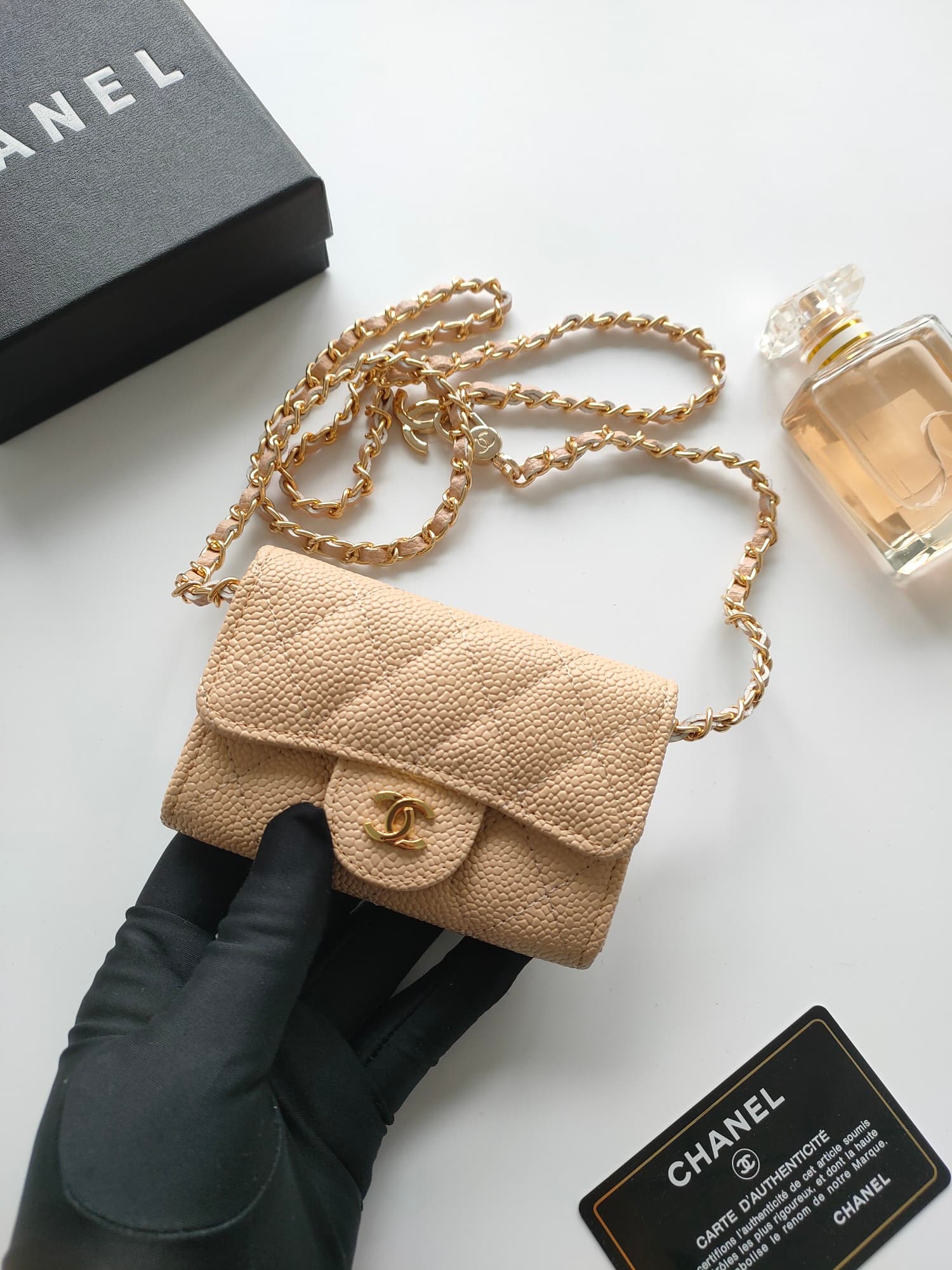 Chanel Wallet A8937