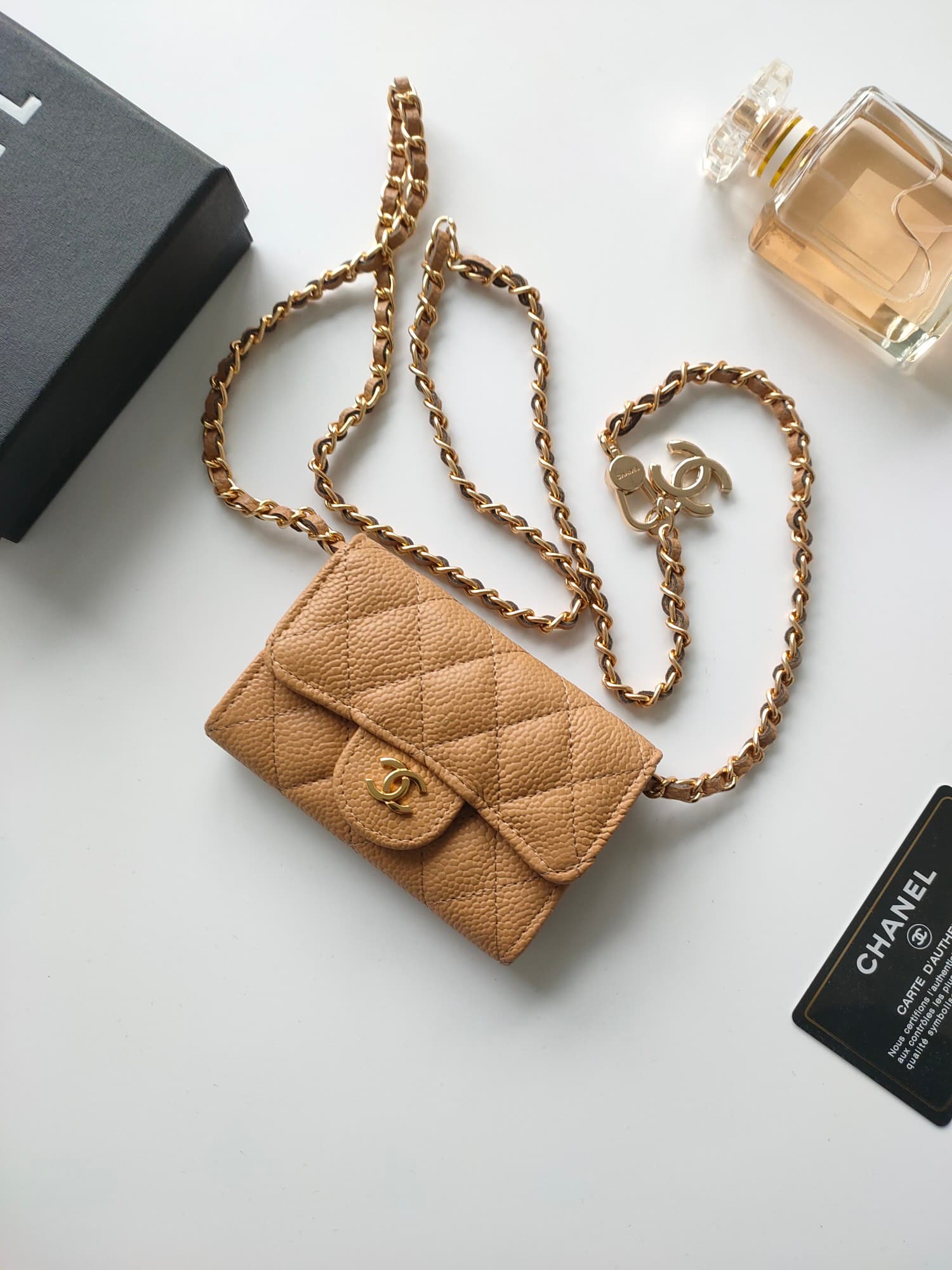 Chanel Wallet A8937