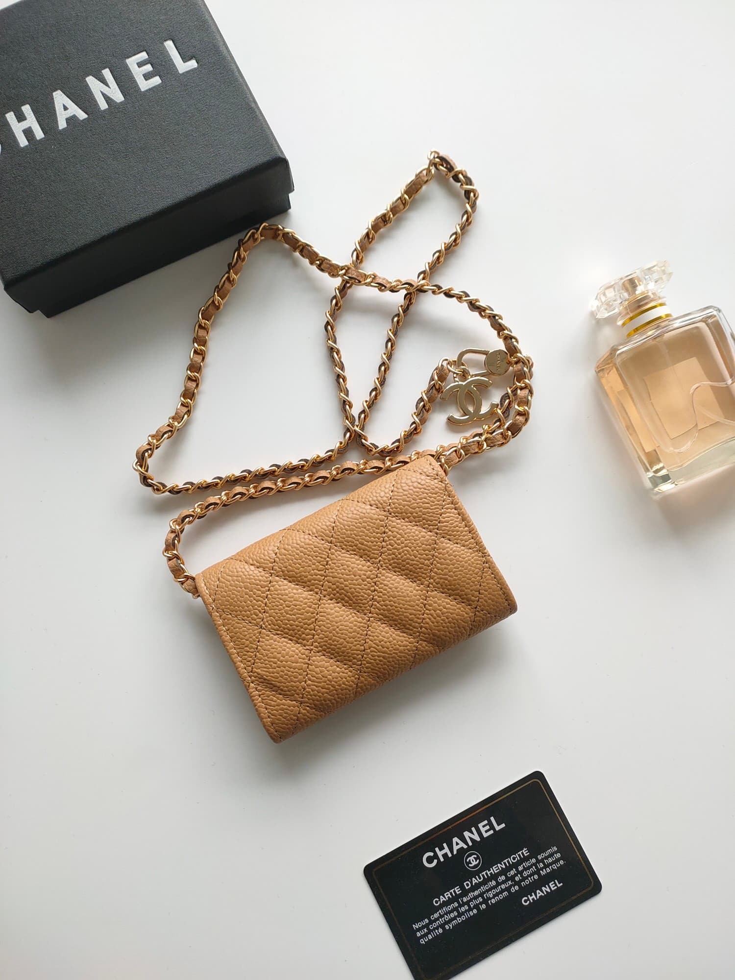 Chanel Wallet A8937