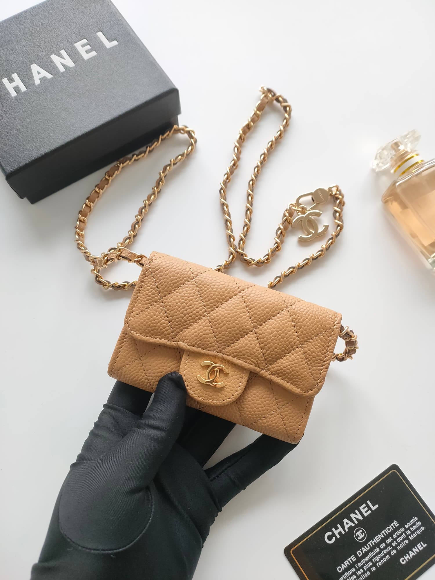 Chanel Wallet A8937