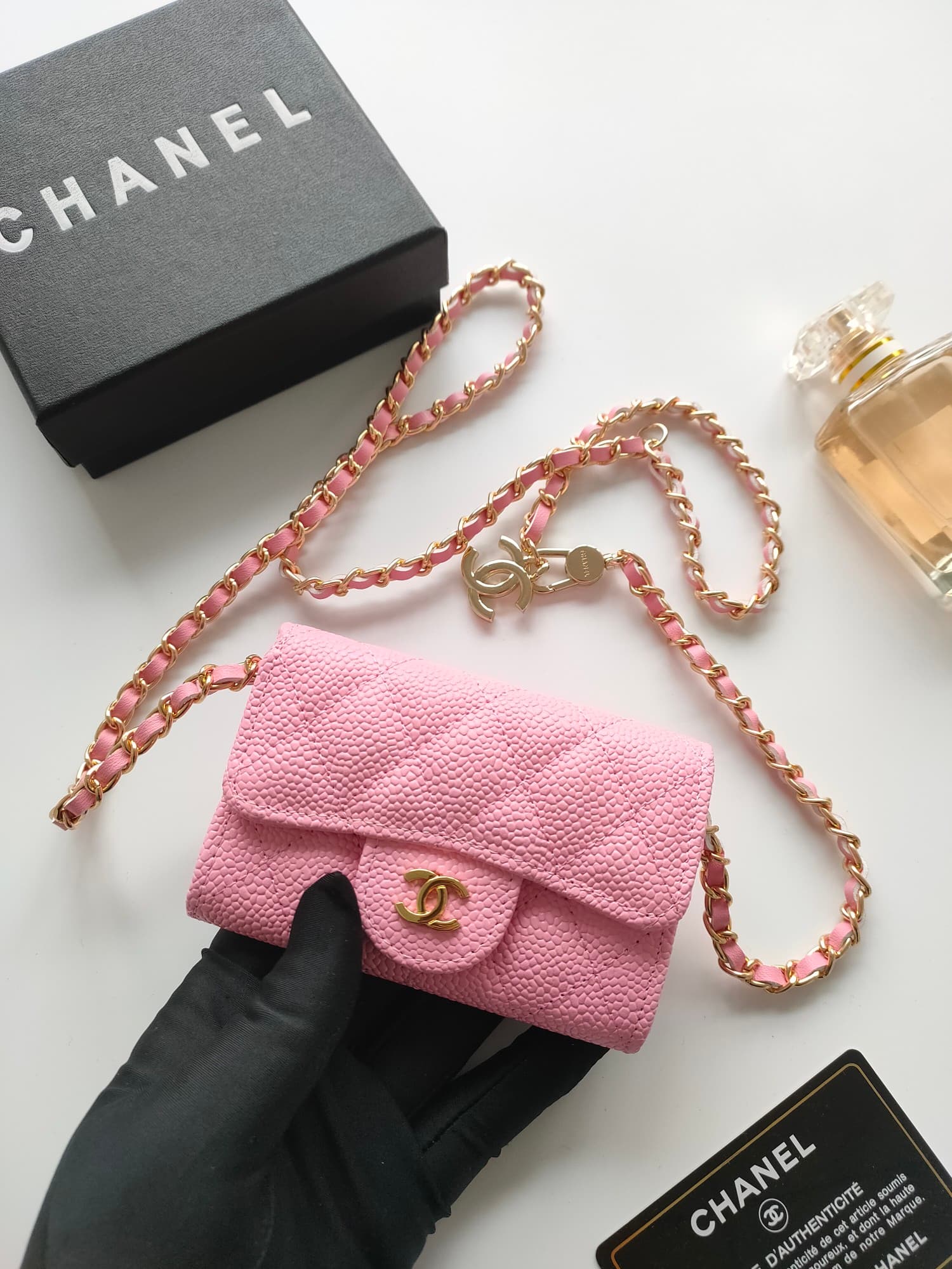 Chanel Wallet A8937