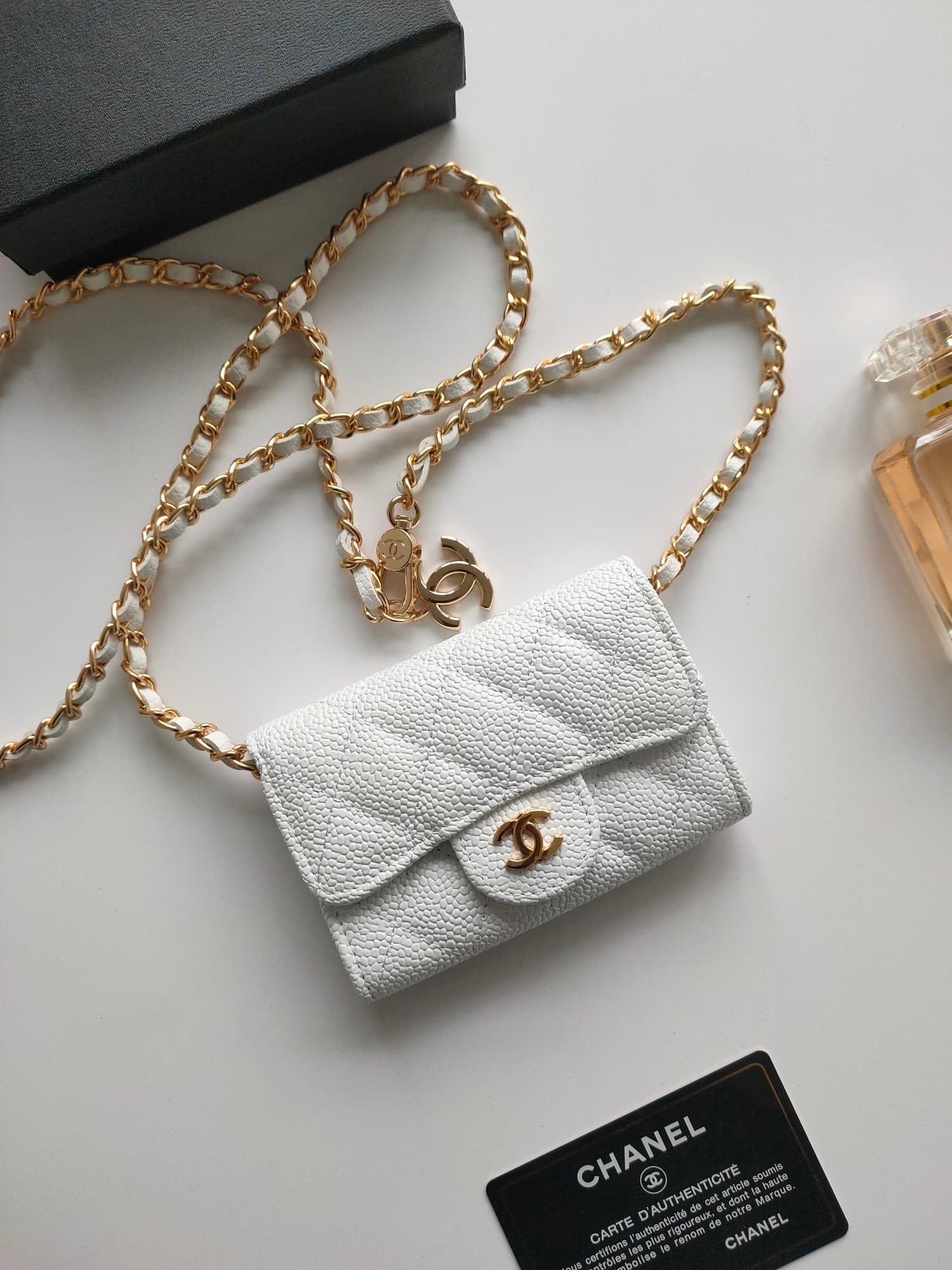 Chanel Wallet A8937