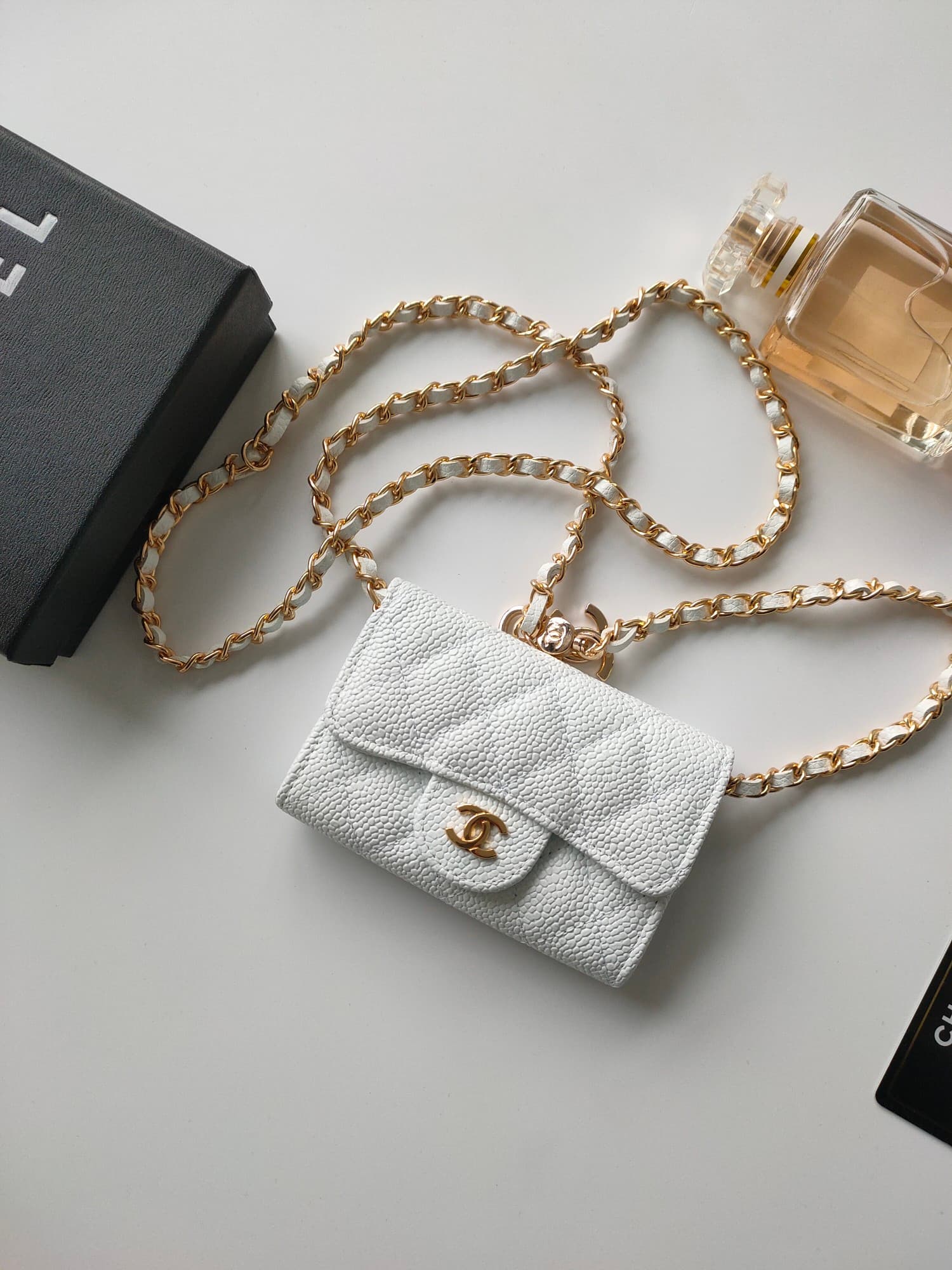 Chanel Wallet A8937