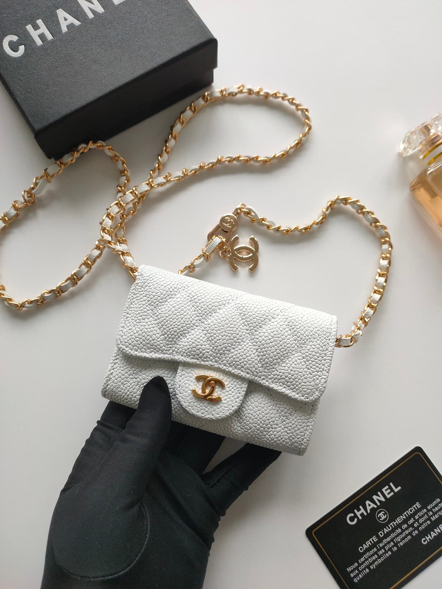 Chanel Wallet A8937
