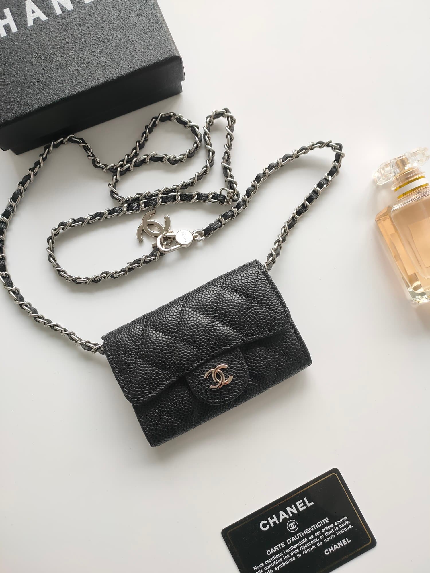 Chanel Wallet A8937