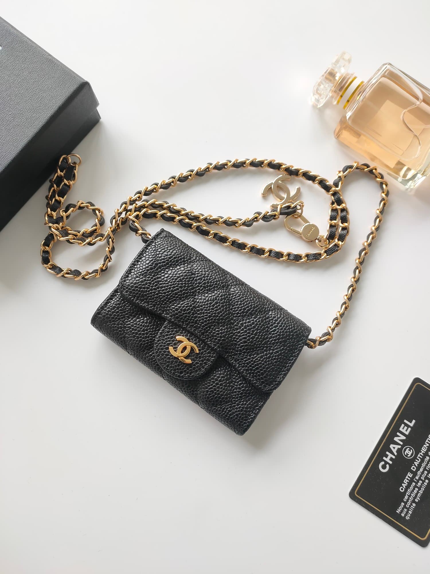 Chanel Wallet A8937