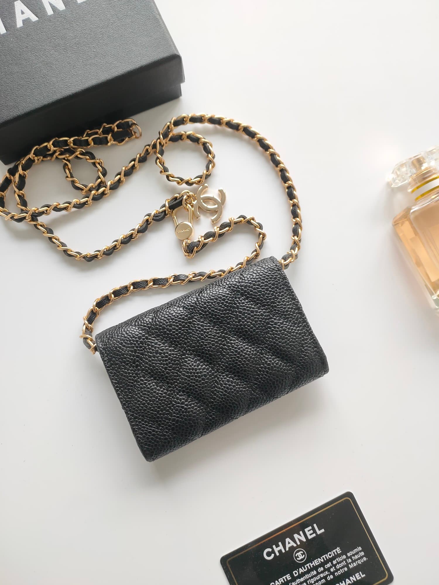 Chanel Wallet A8937