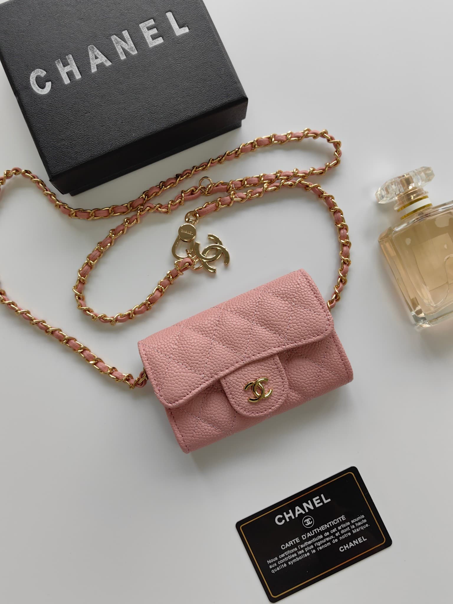 Chanel Wallet A8937