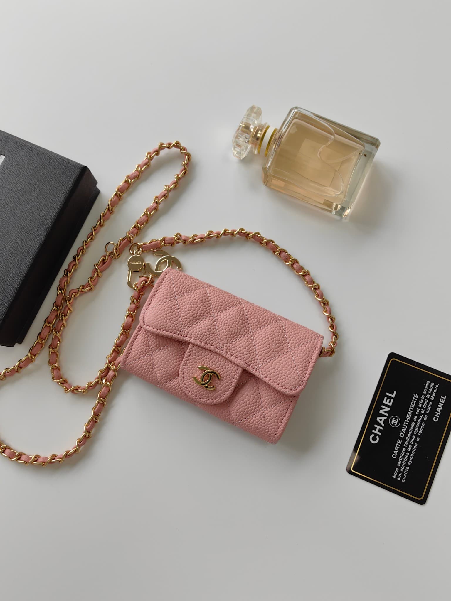 Chanel Wallet A8937