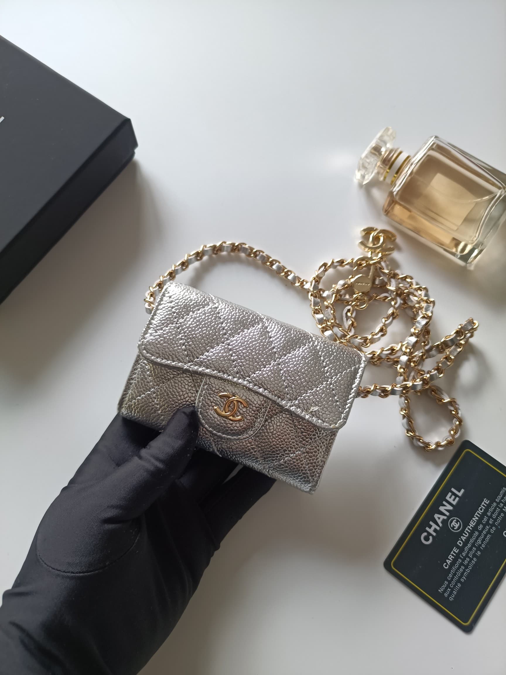 Chanel Wallet A8937