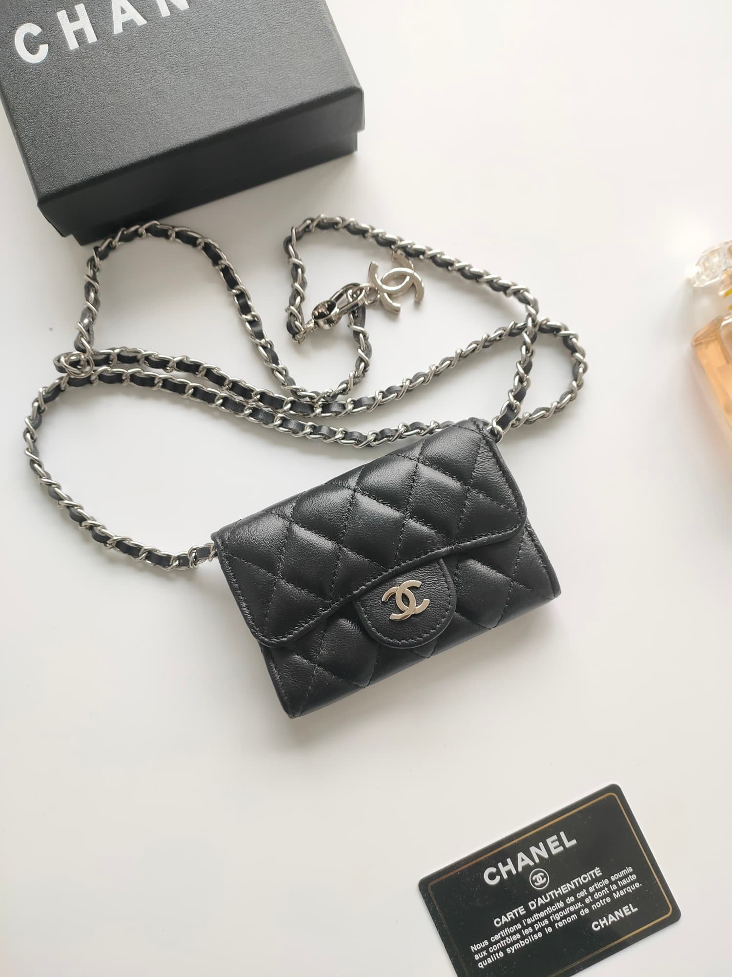 Chanel Wallet A8937