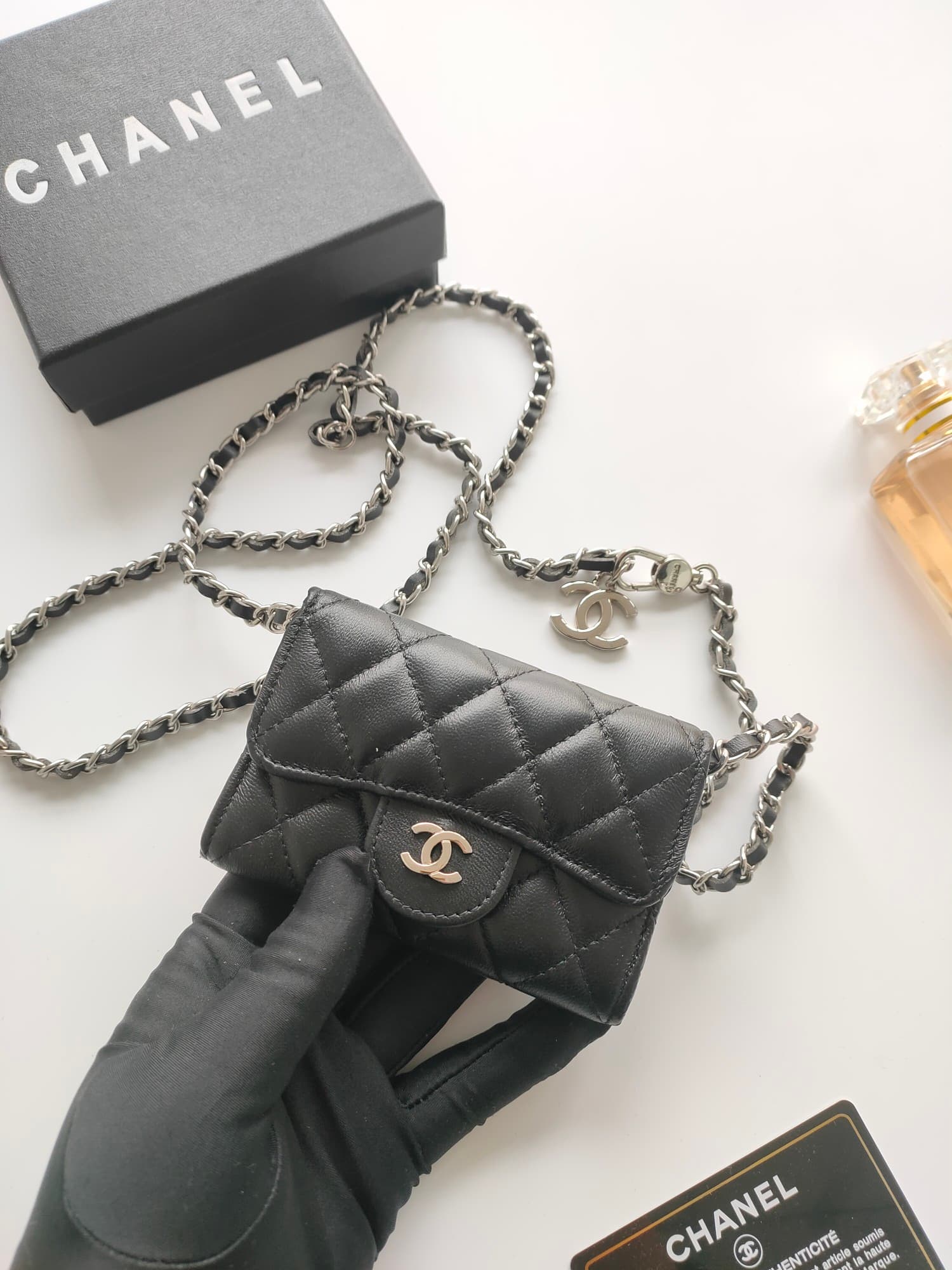 Chanel Wallet A8937
