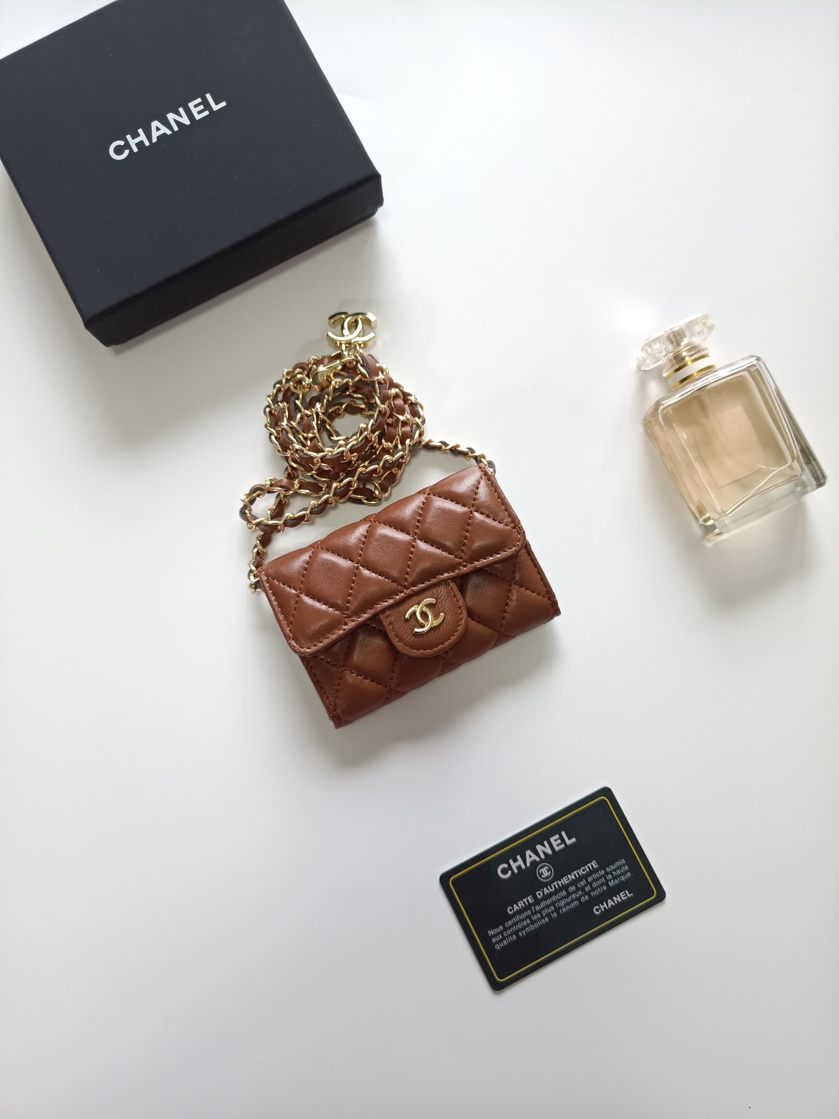 Chanel Wallet A8937