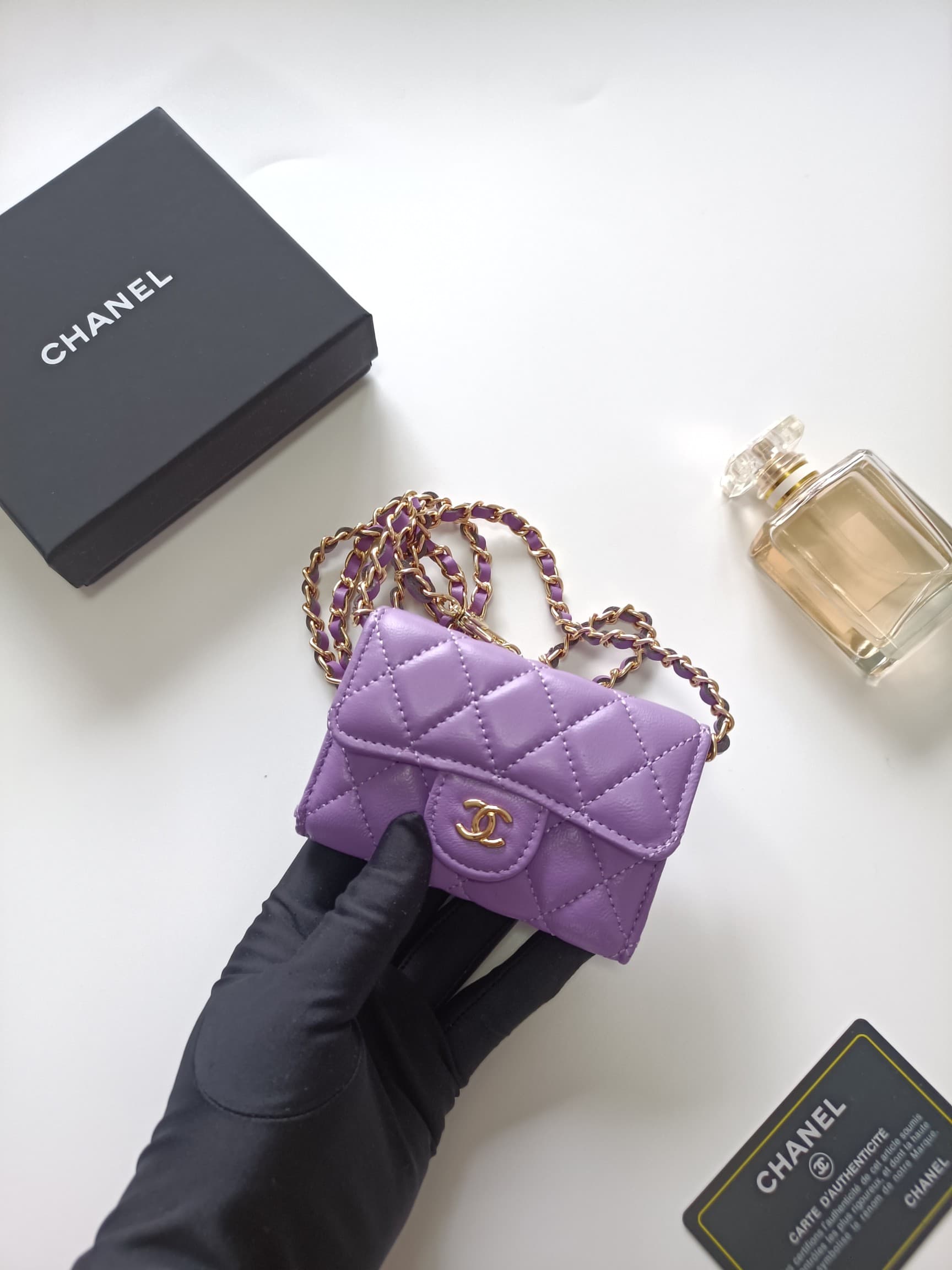 Chanel Wallet A8937