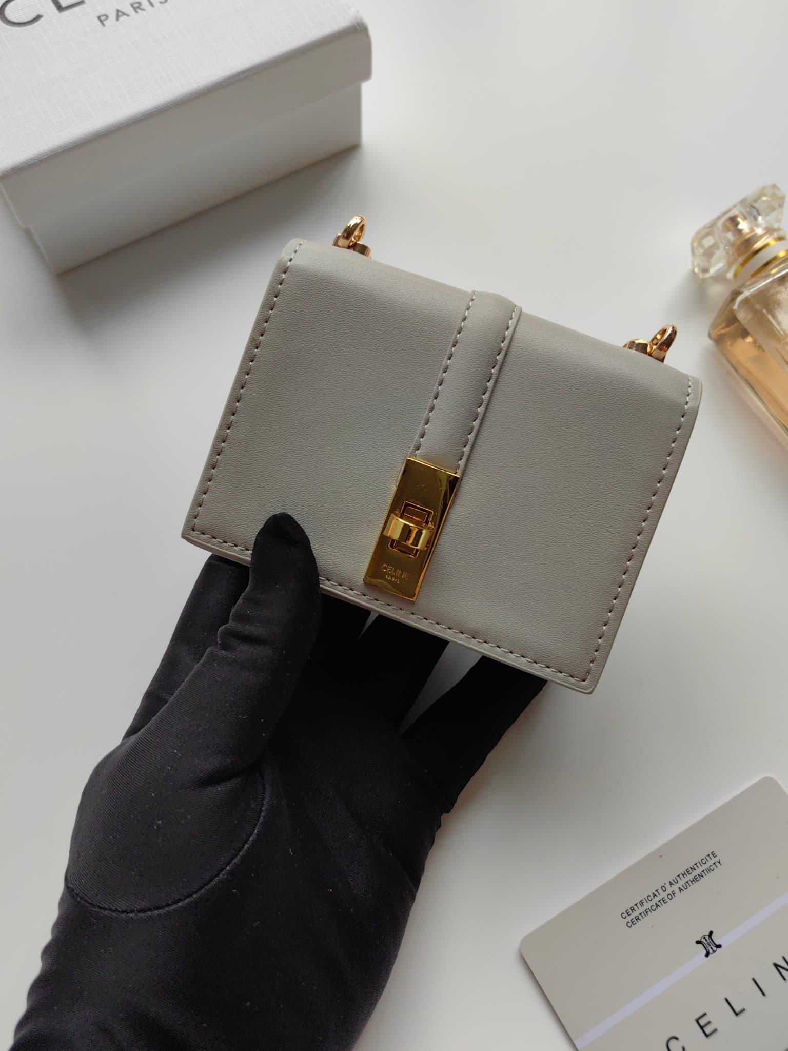 Celine Cream Wallet M472