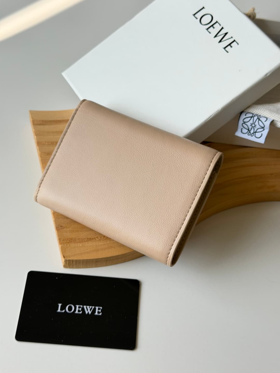 Loewe Wallet L1133