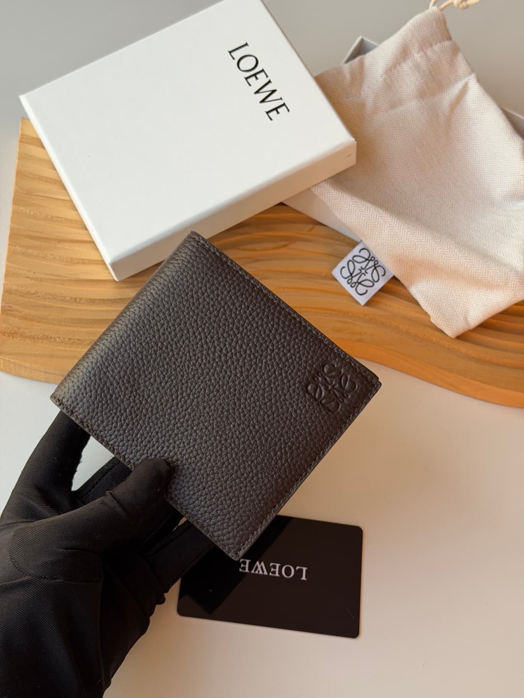 Loewe Wallet L1147