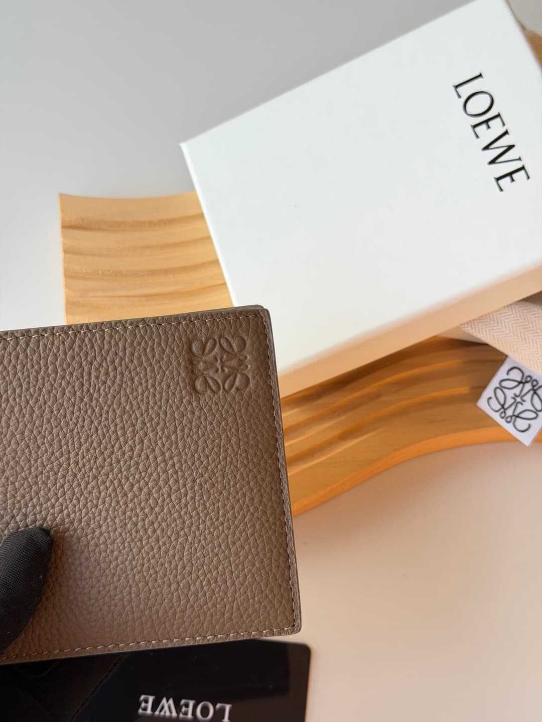 Loewe Wallet L1147