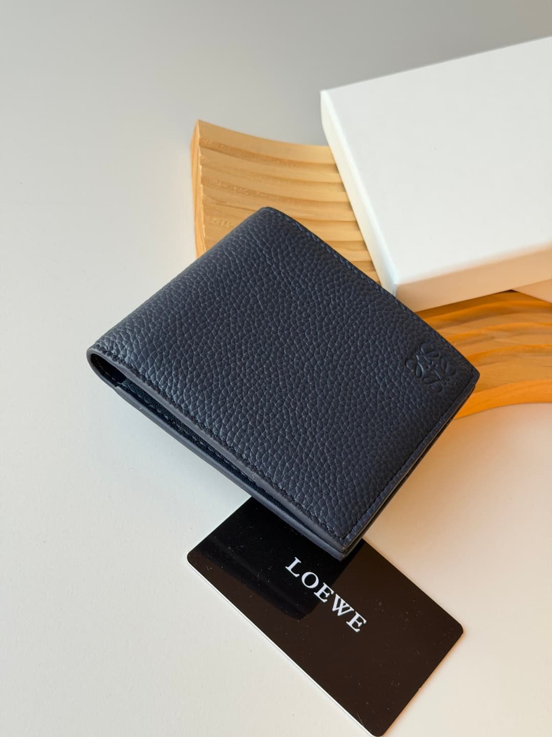 Loewe Wallet L1147