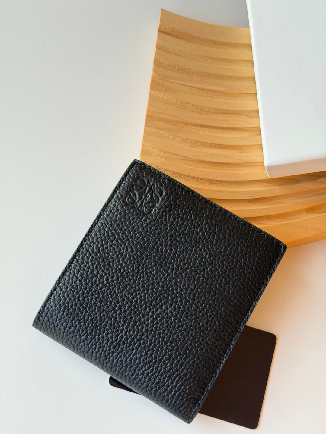 Loewe Wallet L1147